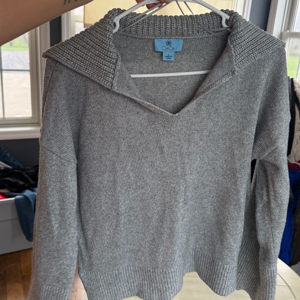 CeCe Gray Women's Sweater size small